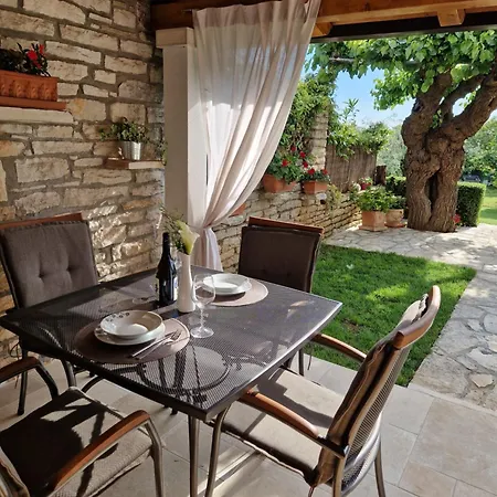 Andelo Apartman *